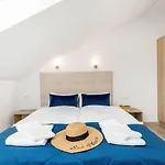 Seaside Butikowe I 200m Od Plazy & Parking W Cenie Διαμέρισμα *