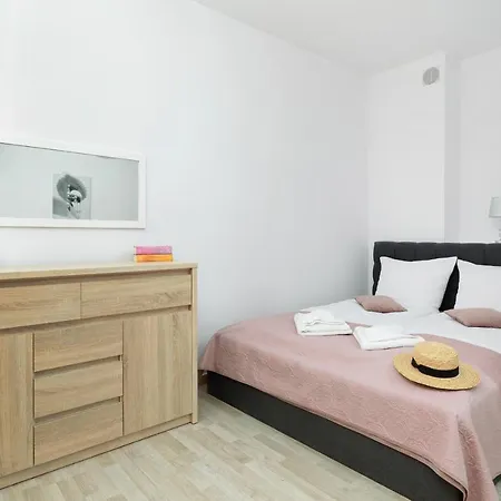 아파트 Seaside Butikowe I 200m Od Plazy & Parking 그르지보보